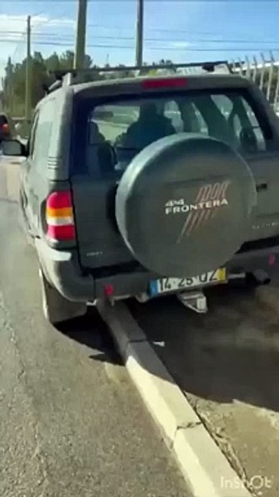 Mulher filma ladres em fuga que lhe assaltaram a casa no Seixal