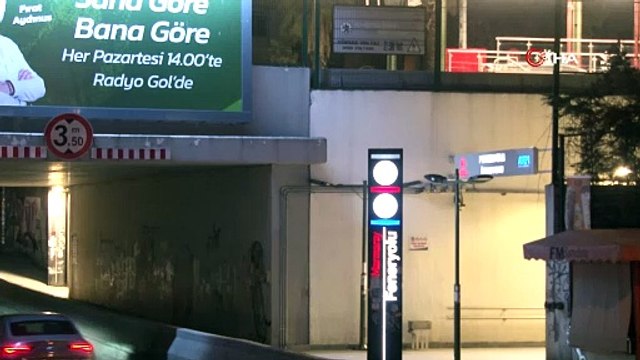 Marmaray'da korkunç olay! Raylara atlayarak intihar etti