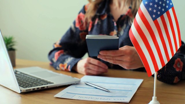 Preguntas Y Respuestas Con La Abogada De Inmigración Leticia Valencia