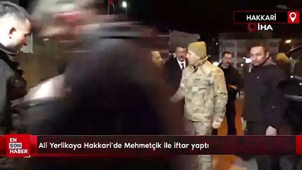 Ali Yerlikaya Hakkari'de Mehmetçik ile iftar yaptı
