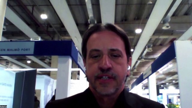 Italian firm tests maglev technology on railway track