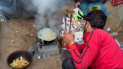 الفلسطينيون في غزة يستقبلون شهر رمضان في ظروف قاسية