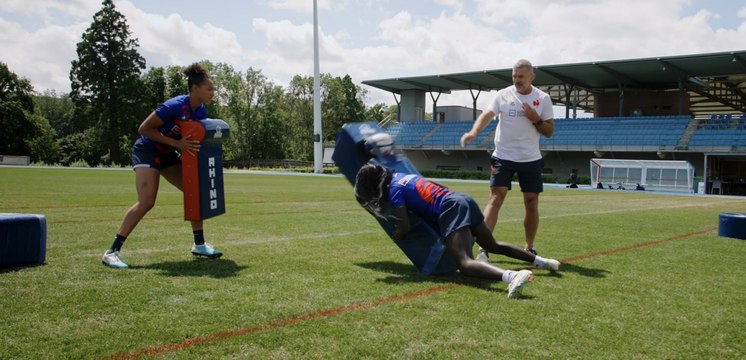 Situation d'entraînement au contact : plaquage + contest (2)