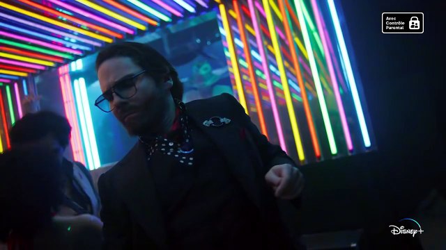 Bande-annonce de la série Becoming Karl Lagerfeld lancée sur Disney+ le 7 juin prochain