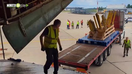 En el avión Antonov 124 llega la primera compuerta mecánica para trabajos subacuáticos en Hidroituango Parte 1