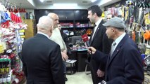 Vatan Partisi İBB Başkan Adayı İbrahim Okan Özkan esnafı ziyaret etti