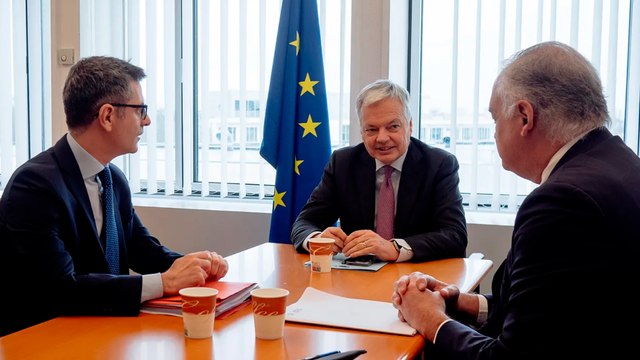 Bolaños y Pons no ven avances en la renovación del CGPJ pero Reynders sí y lleva la próxima reunión a Madrid