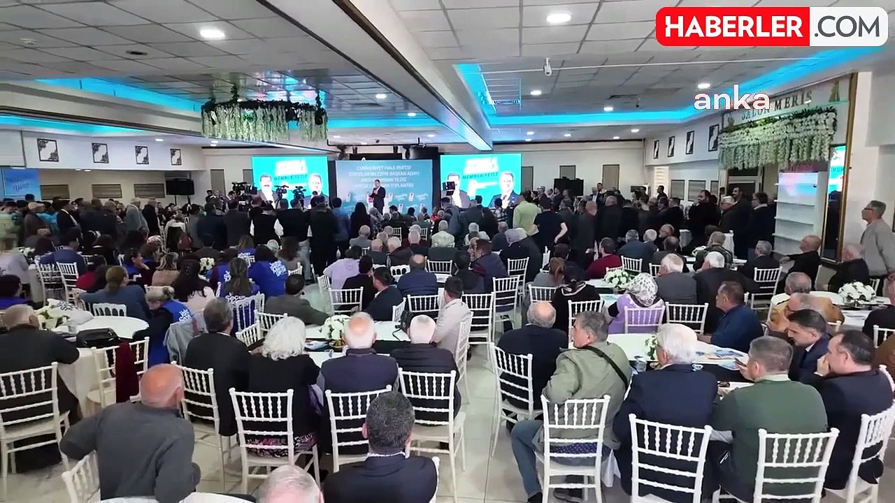 Mersin Büyükşehir Belediye Başkanı Vahap Seçer, CHP Toroslar Belediye Başkan Adayı Abdurrahman Yıldız'ın Proje Tanıtım Toplantısı'na katıldı