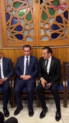 هناء الشوربجي تبكي في عزاء والدة دينا رامز وحضور أشرف ذكي ومرتضى منصور العزاء