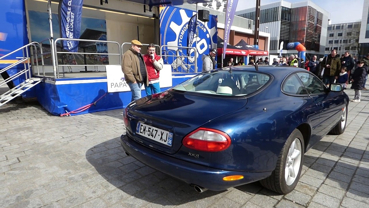 Jaguar XK8