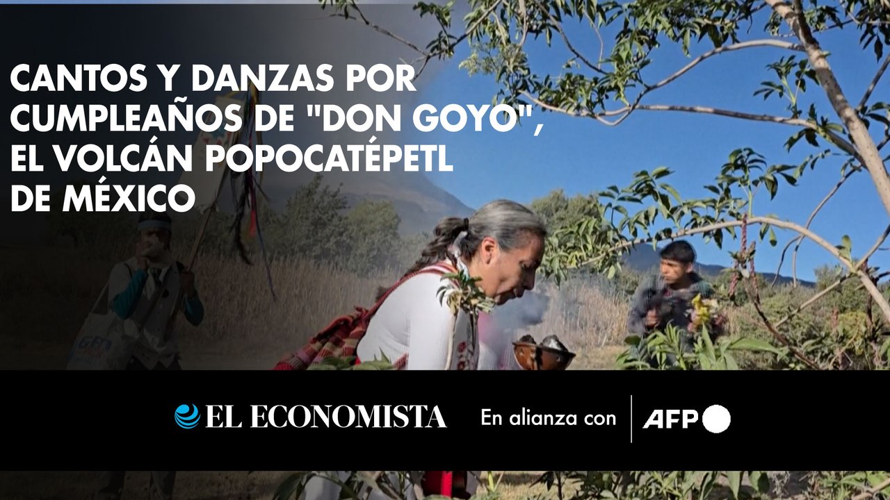 Cantos y danzas por cumpleaños de "Don Goyo", el volcán Popocatépetl de México