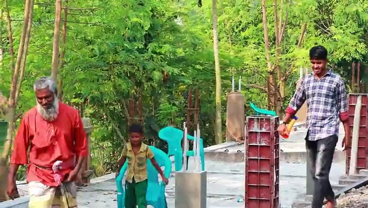 Funny video - Try to watch without Smail