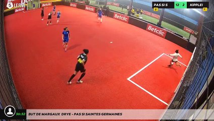 But de Margaux  Drye - Pas Si Saintes Germaines