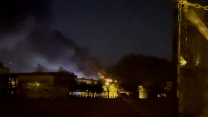 경북 문경시 신기공단 폐기물 재활용 공장에 불 / YTN