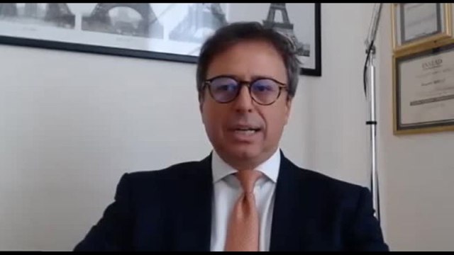 CEO ottimisti, grandi imprese puntano su AI e decarbonizzazione