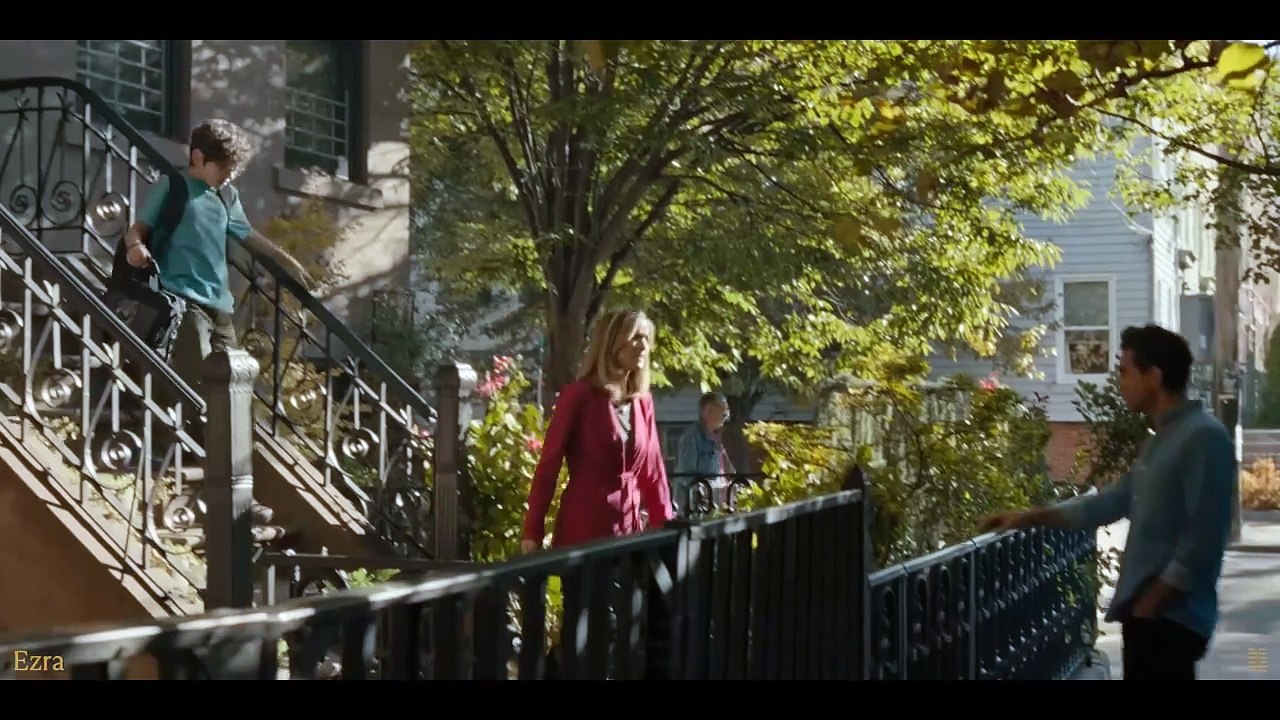 Ezra - Eine Familiengeschichte Trailer OV