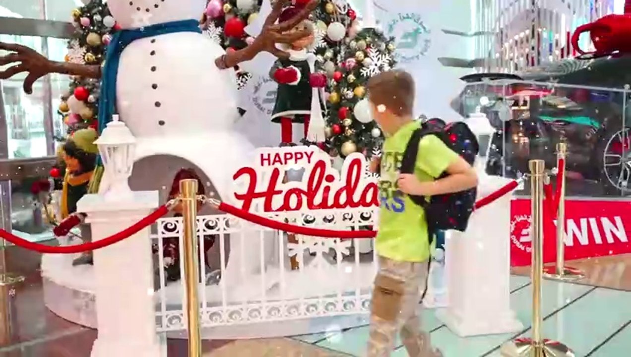 Diana and Roma Go on Ski Vacation in the French Alps - Family Fun Trip