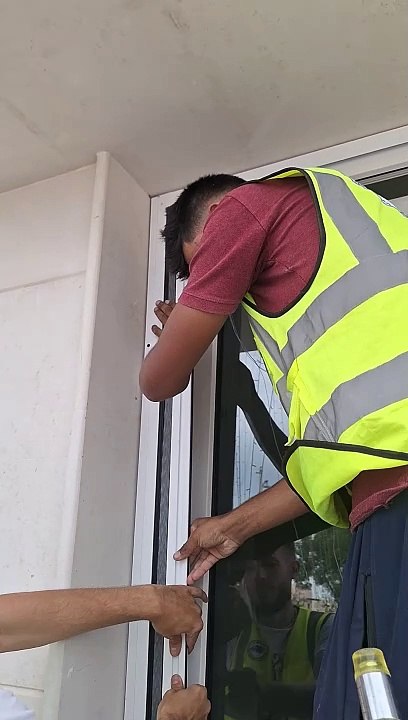 خدمات تركيب شبك للحشرات وصيانتها على منصة تكنيكال 24