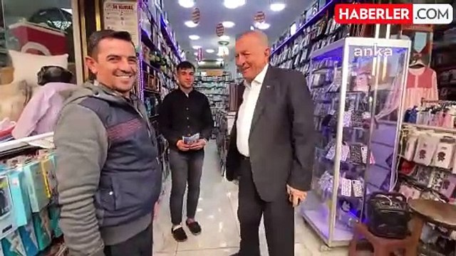Seyhan Belediye Başkanı Akif Kemal Akay, esnaf ve vatandaşlarla buluştu
