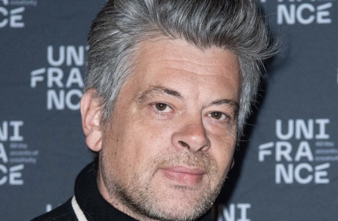 « Les fachos la débinent dans tous les sens » : Benjamin Biolay défend Aya Nakamura victime de racisme