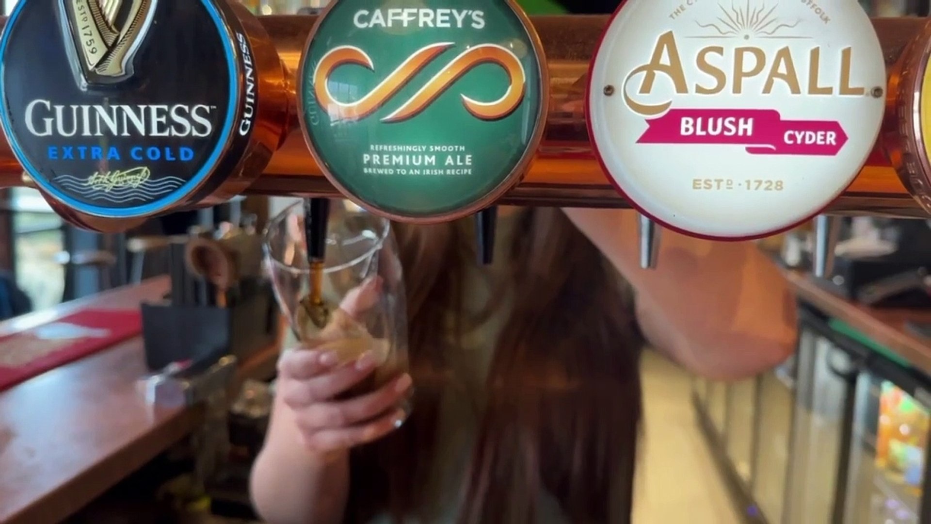 ⁣St Patrick's Day celebrations at These Things Happen in Roker