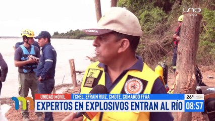 Expertos en explosivos entran al río