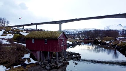 Farmhouse beside river @norway