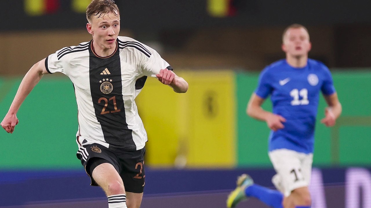 Beiers Dauergrinsen: Vor Nervosität 'keinen Satz rausbekommen'