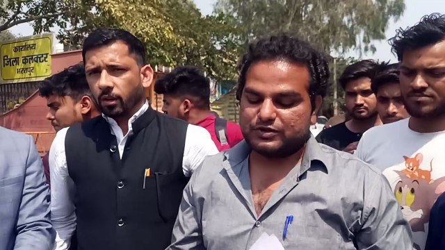 सीएमओ के दखल से मिली सेंटर पर एंट्री, 10 मिनट देरी से शुरू हुई परीक्षा