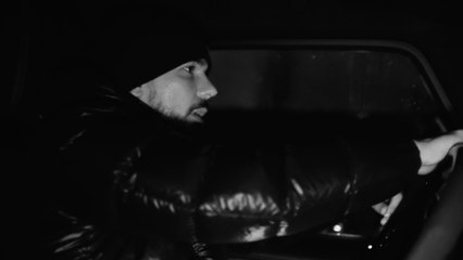 Capital Bra - REGEN AUF DER FAHRBAHN (Lyric Video)