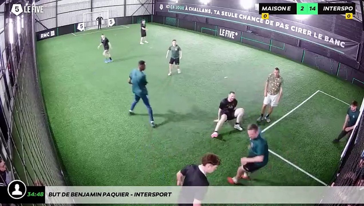 But de Benjamin PAQUIER - INTERSPORT