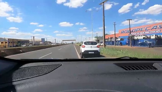 PRF encontra mais de 30 kg de maconha nas portas de carro em Londrina