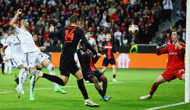 باير ليفركوزن ينجو من فخ كاراباخ ويبلغ ربع نهائي الدوري الأوروبي