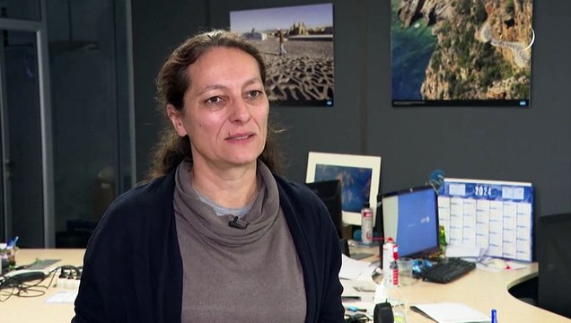 Sobreviventes dizem que pelo menos 60 migrantes morreram ao tentar atravessar o Mediterrâneo