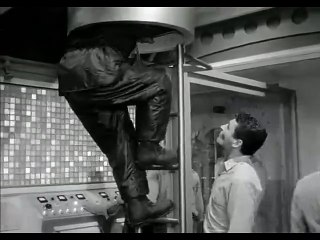 Pavor a Bordo (Viagem ao fundo do mar  – Ep. 5)