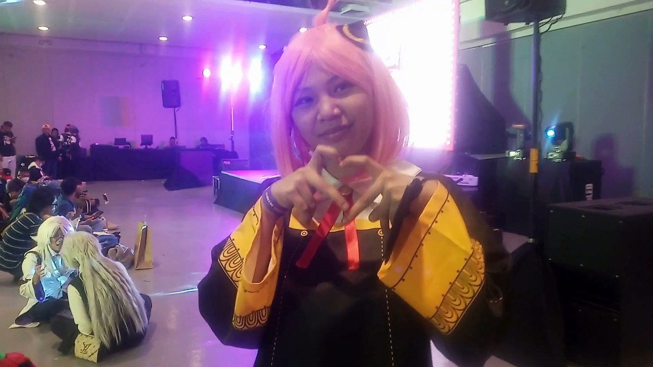 Ozine Retro 2023 (Interviewing Cosplayers)