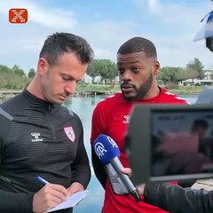 Ntcham: "Taklalara devam etmek istiyorum"