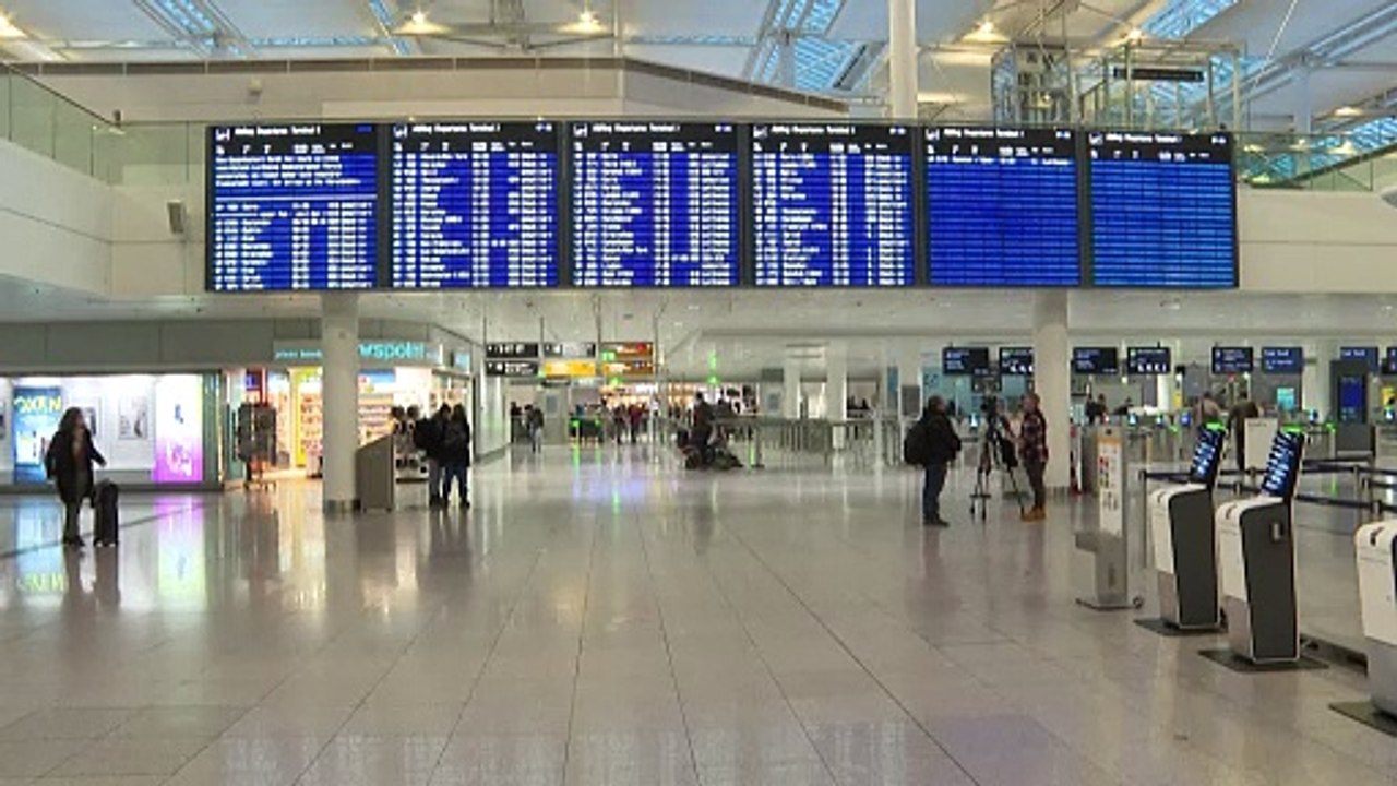 Tarifkonflikt: Lufthansa und Verdi streben Schlichtungsverfahren an