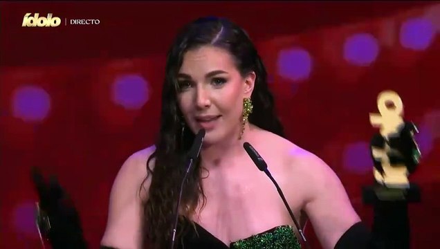 Vean el incendiario discurso de la fanática sanchista Inés Hernand volcándose con el socialismo en los premios Ídolo