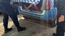 Com tornozeleira e respondendo por homicídio, homem bate na companheira e é detido pela PM e GM