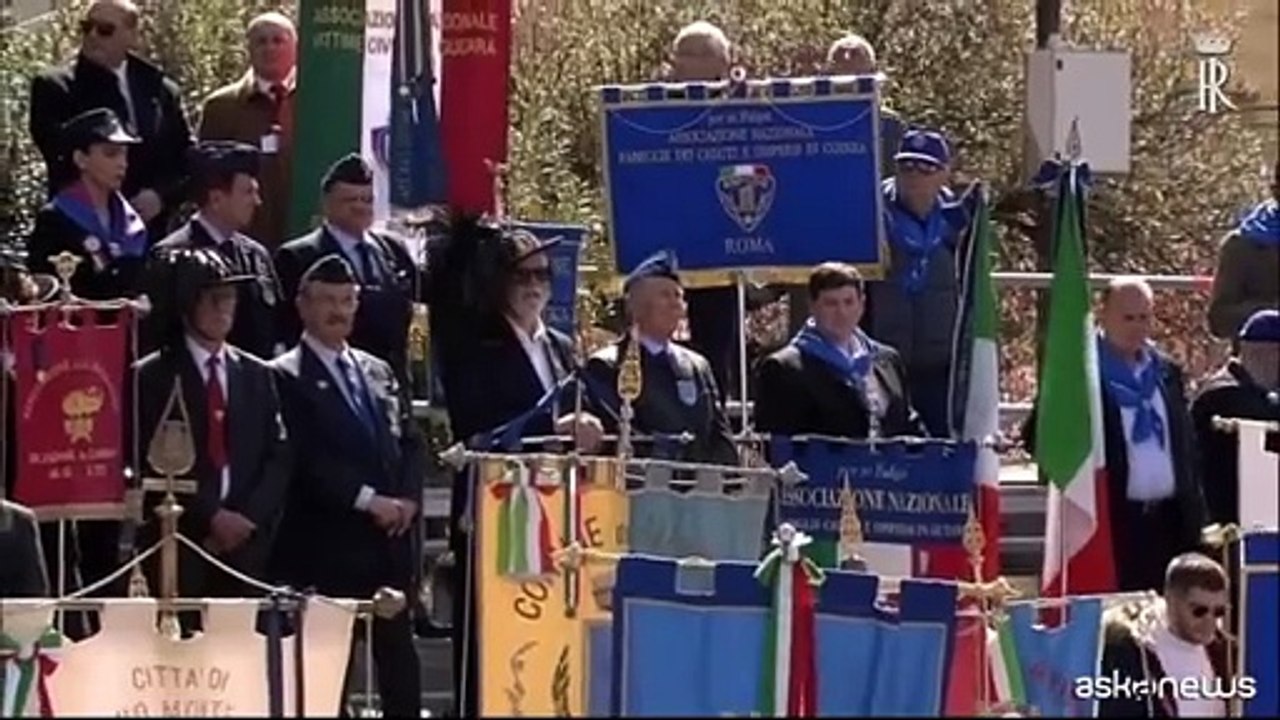 Mattarella: costruire ponti di dialogo con le altre nazioni