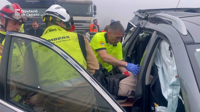 Un muerto y varios heridos en un accidente múltiple con 40 vehículos implicados en la AP-7 en Nules, en Castellón