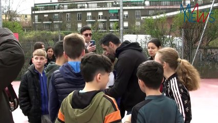 Milano omaggia Davide Astori: inaugurato un campo multisport a Bruzzano nel nome dell'ex Milan e Fiorentina