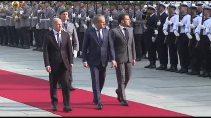 Scholz, Macron e Tusk discutono di maggior sostegno militare a Kiev