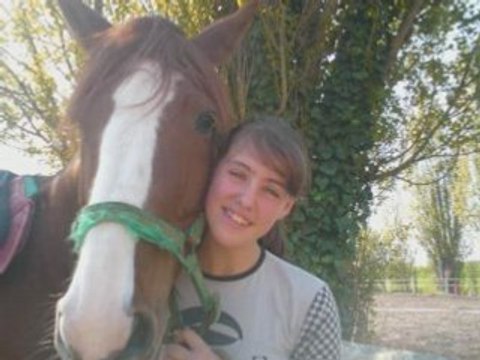 Maeva(moi) et Chloe l'equitation