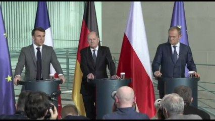 Ucraina, Macron: da noi mai un'iniziativa per escalation