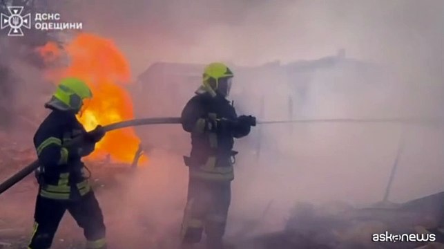 Ucraina, attacco missilistico russo a Odessa: 16 morti e 46 feriti