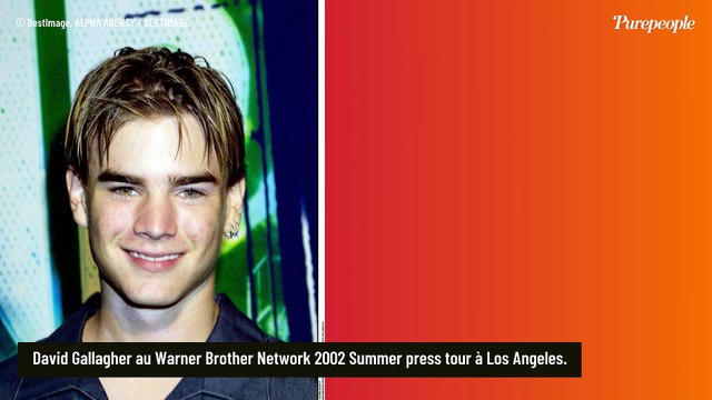 J'ai vu les 11 saisons de Sept à la maison et je n'aurais jamais reconnu David Gallagher, qui incarnait Simon