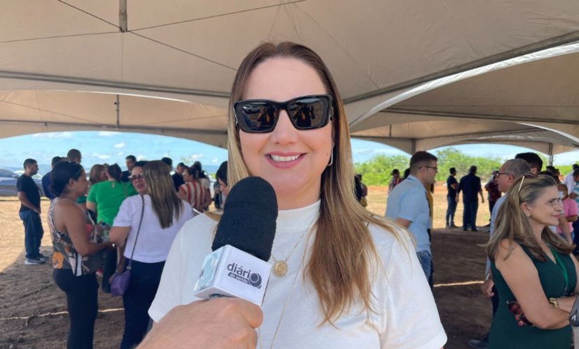 Denise Bayma, prefeita de Bom Jesus, convida todos para festa de São José e anuncia entrega de obras