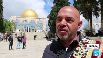 Primer viernes de oración del Ramadán en Jerusalén altamente custodiado por policías israelíes